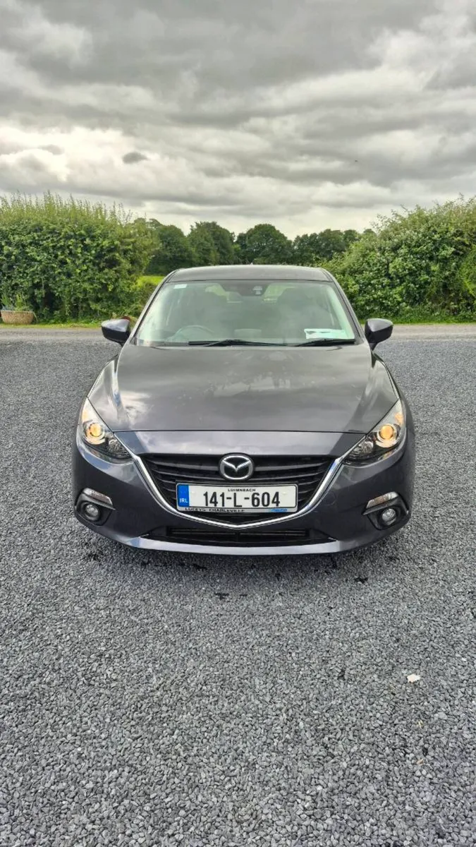 2014 mazda 3 low km - Image 4
