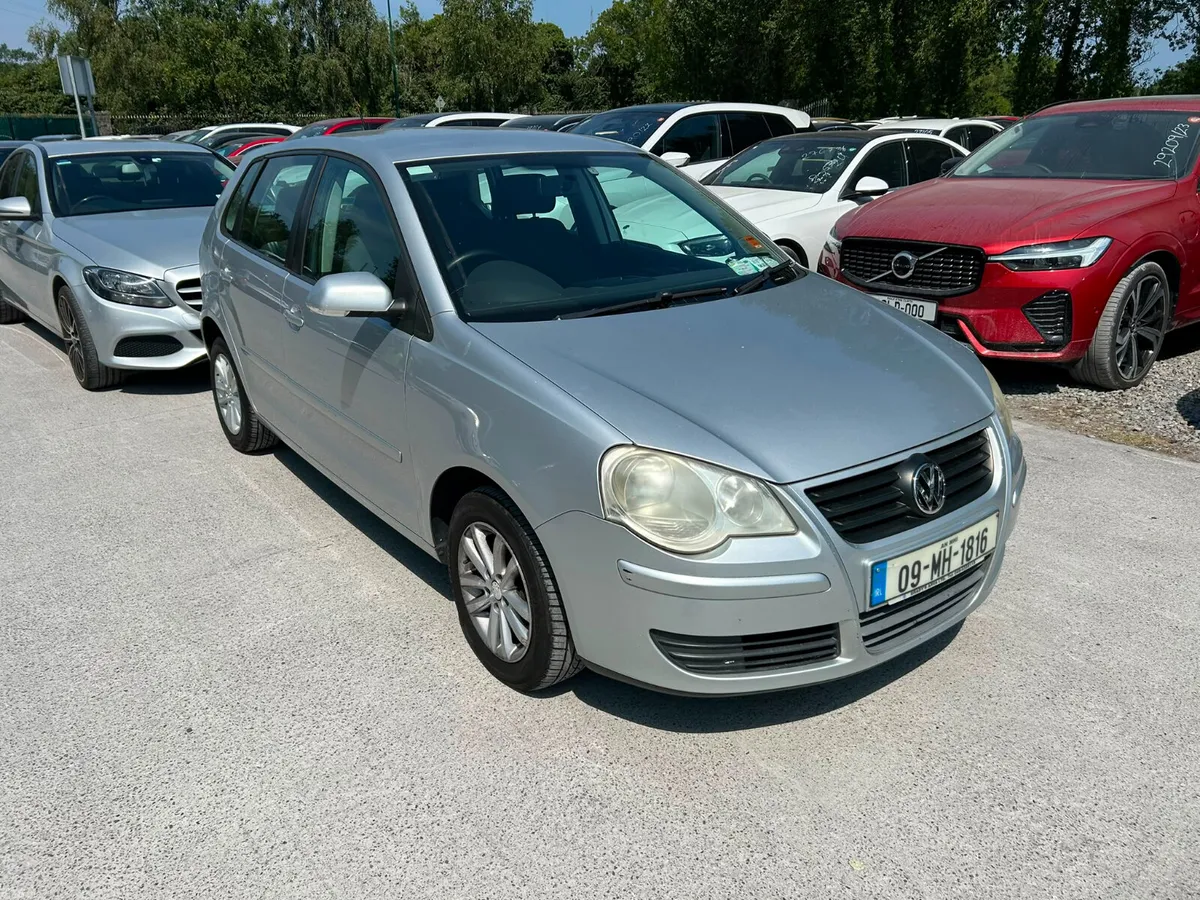 €2222 Volkswagen Polo 2009 low miles nct&tax €2222 - Image 3