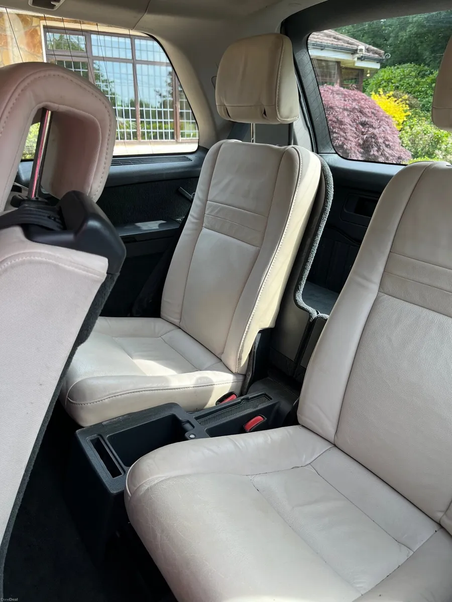 Volvo XC90 2010 - Image 3