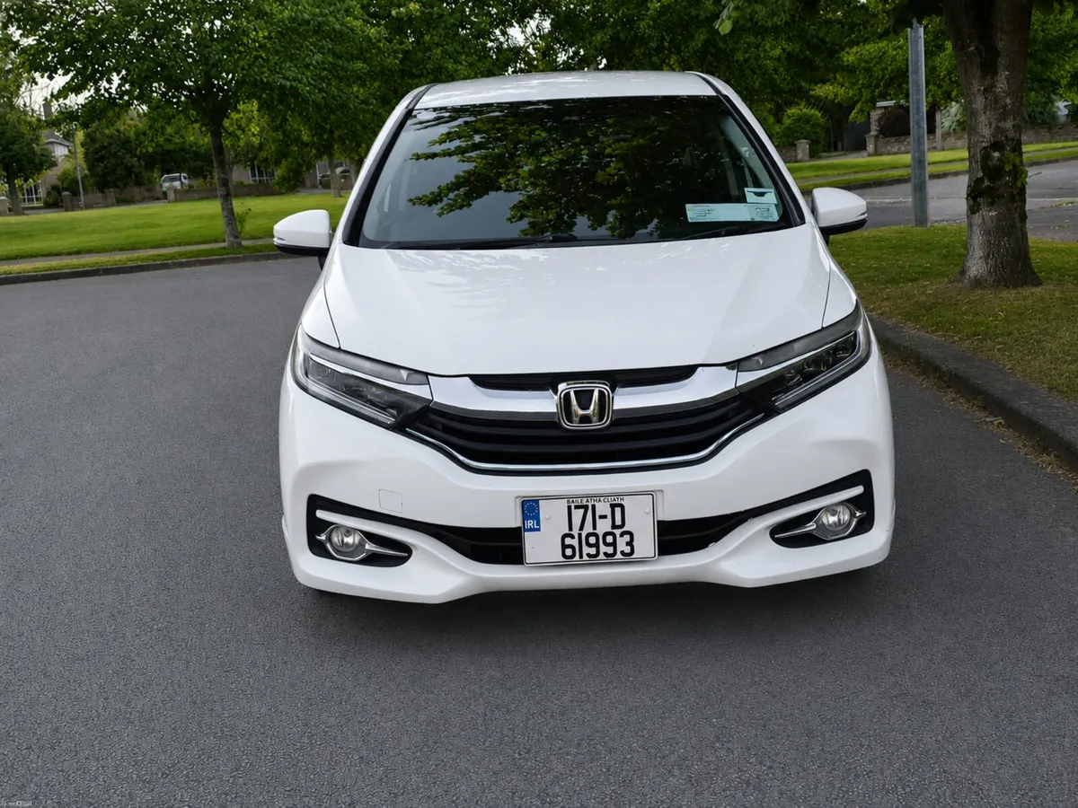 171 Honda Shuttle 1.5 Hybrid Auto New NCT & Tax - Image 2