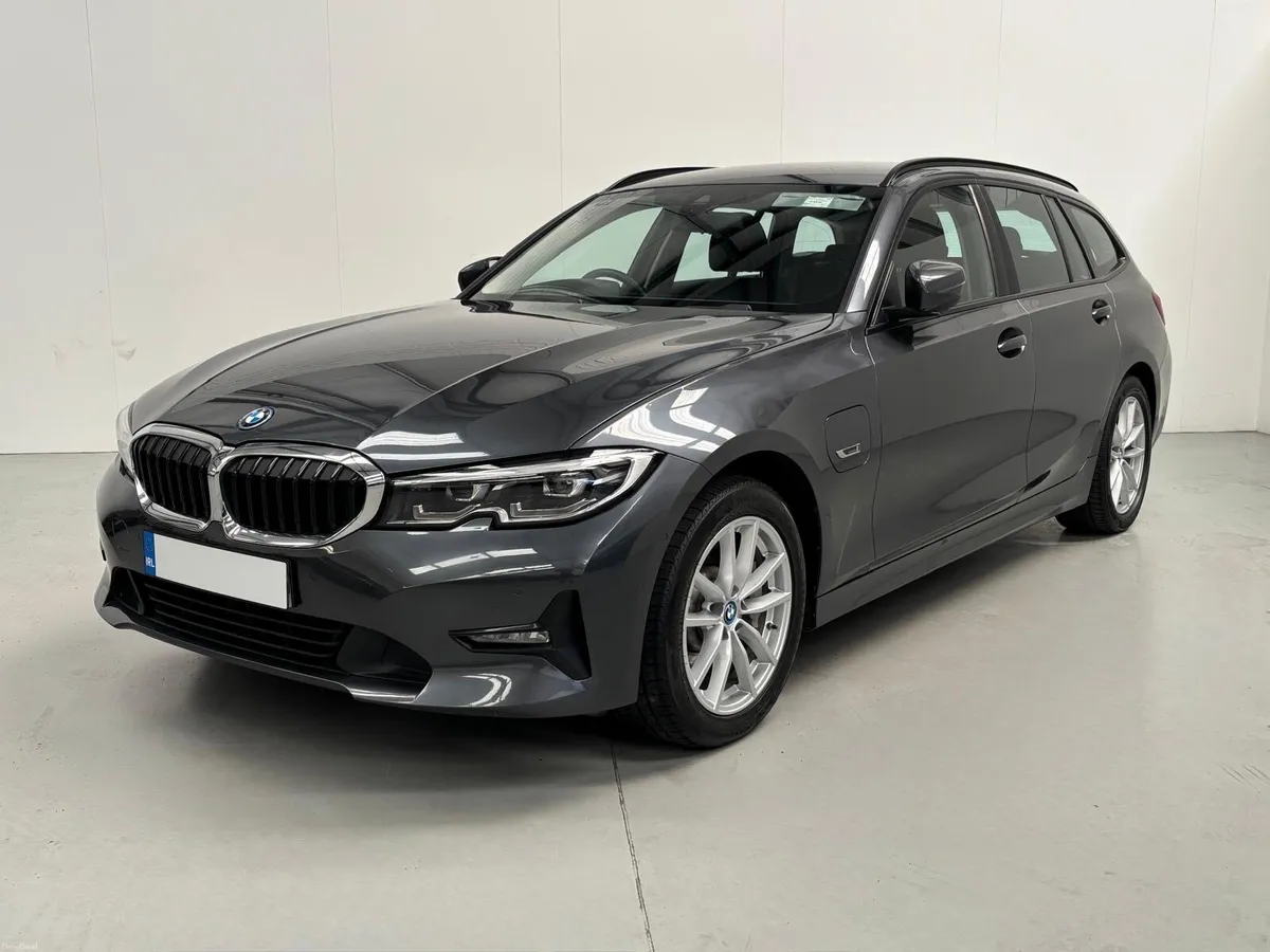 BMw 330E SE Pro Estate - Image 5