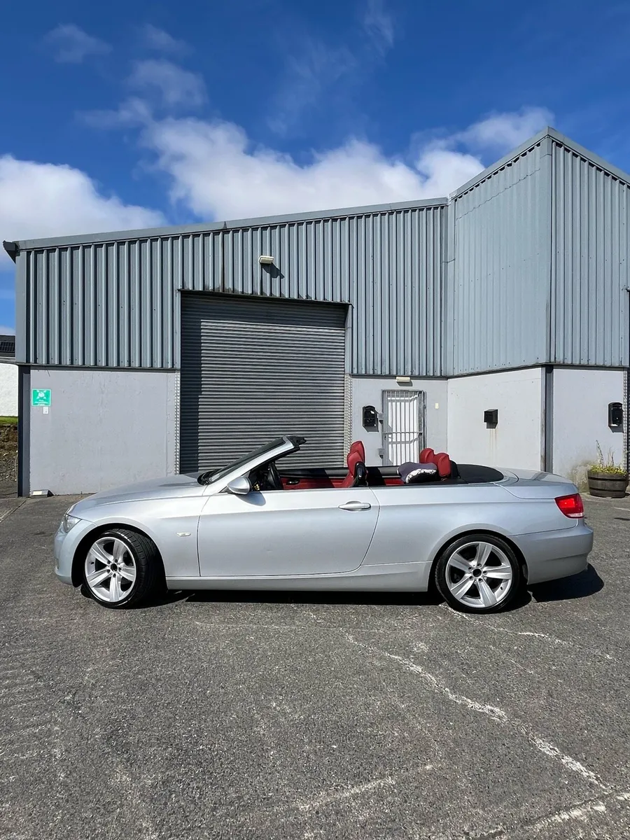 BMW E93 - Image 3