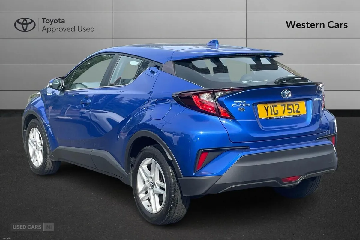 Toyota C-HR 1.8 VVT-h Icon CVT Euro 6 (s/s) 5dr - Image 2