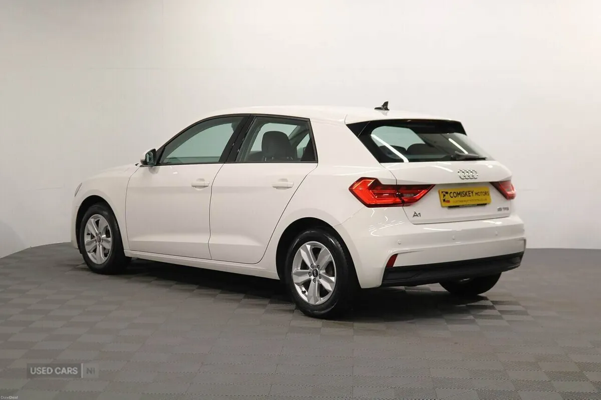 Audi A1 TFSI Technik - Image 4