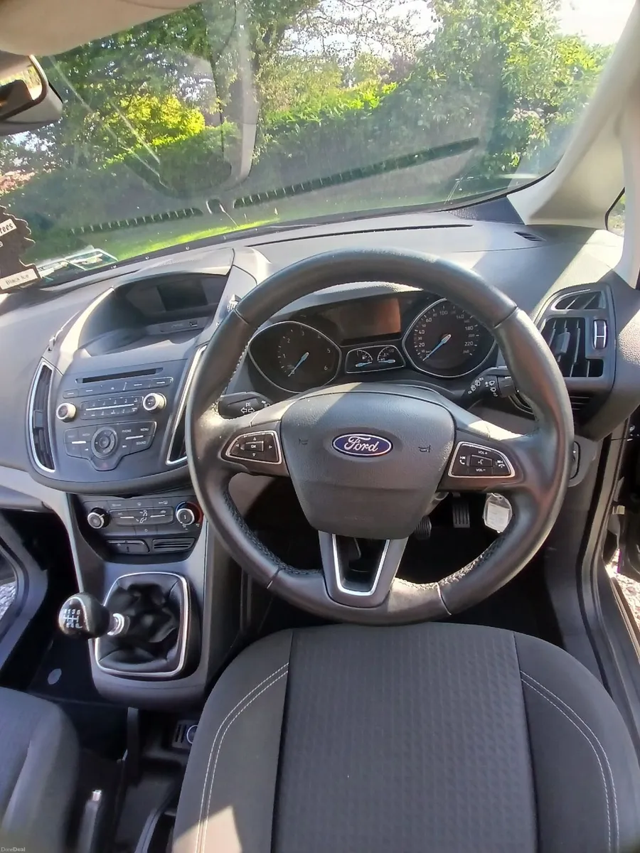 Ford C-Max 2016 - Image 1