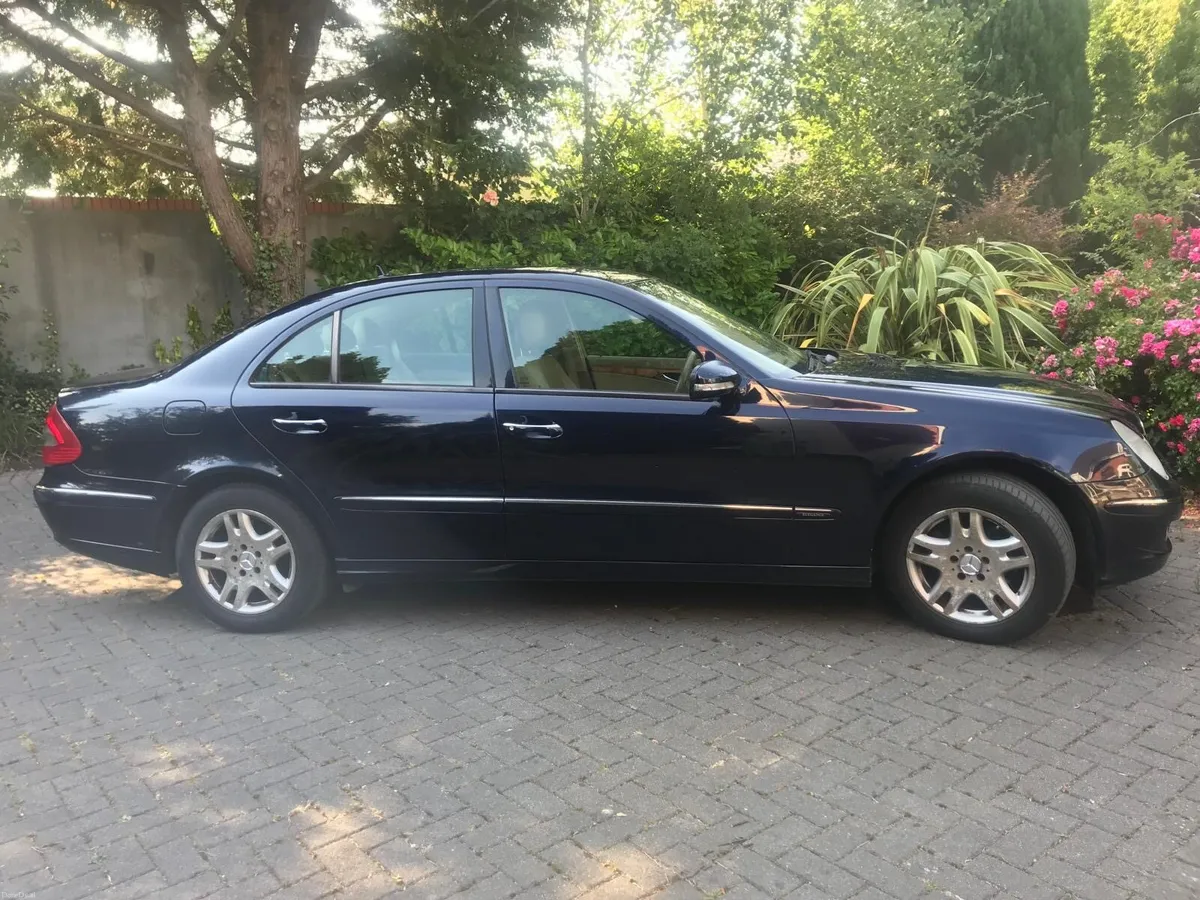 Mercedes e200 Kompressor Elegance Automatic - Image 2