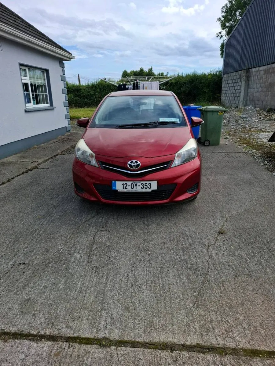 Toyota Yaris 2012 FOR SALE - Image 3
