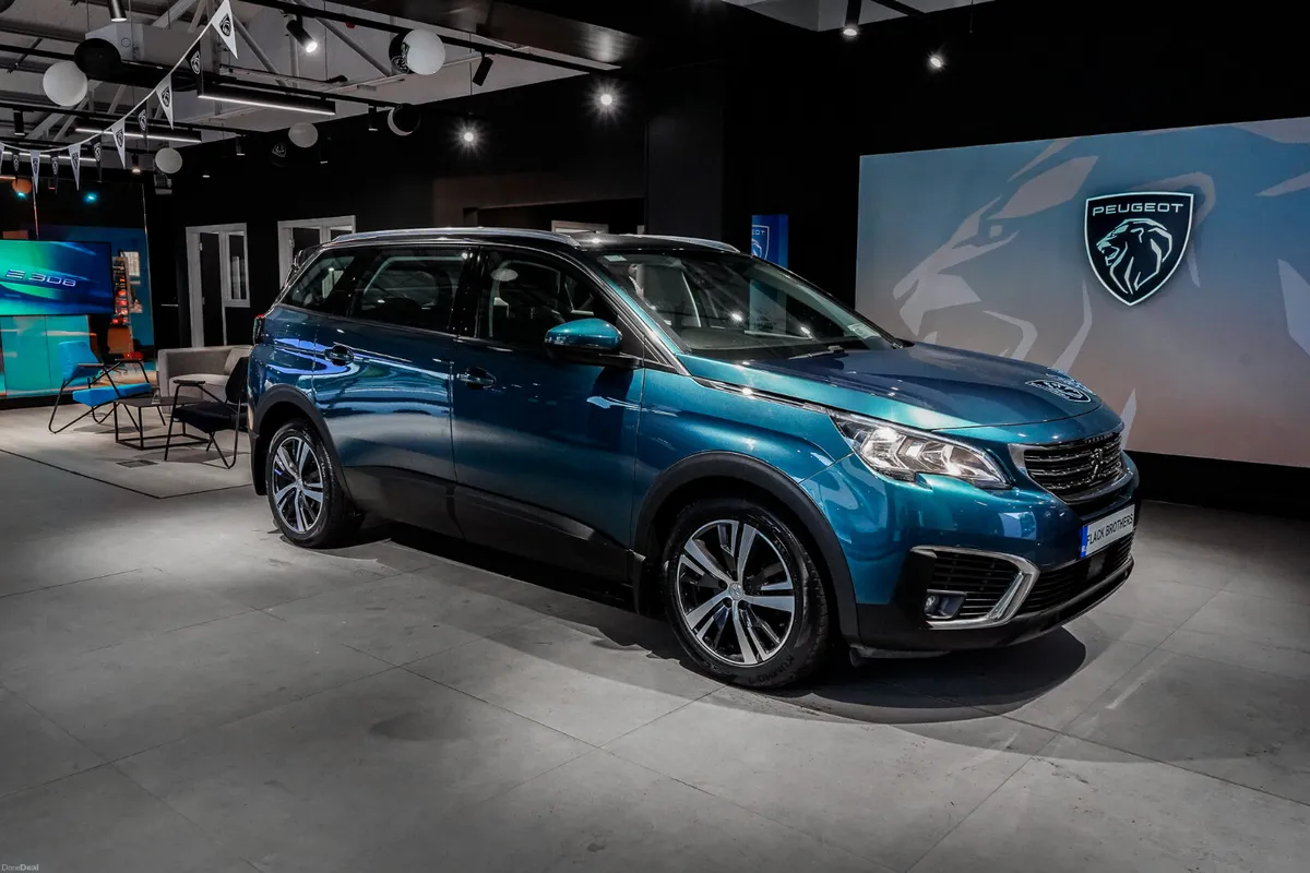 2019 Peugeot 5008 Active 1.5 BlueHDi 130bhp - Image 2