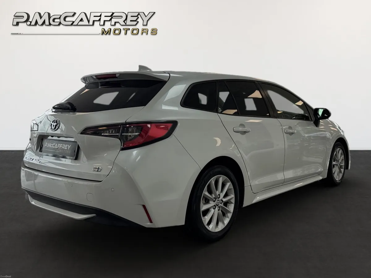 2022 Toyota Corolla S 1.8 Self Charging Hybrid - Image 5