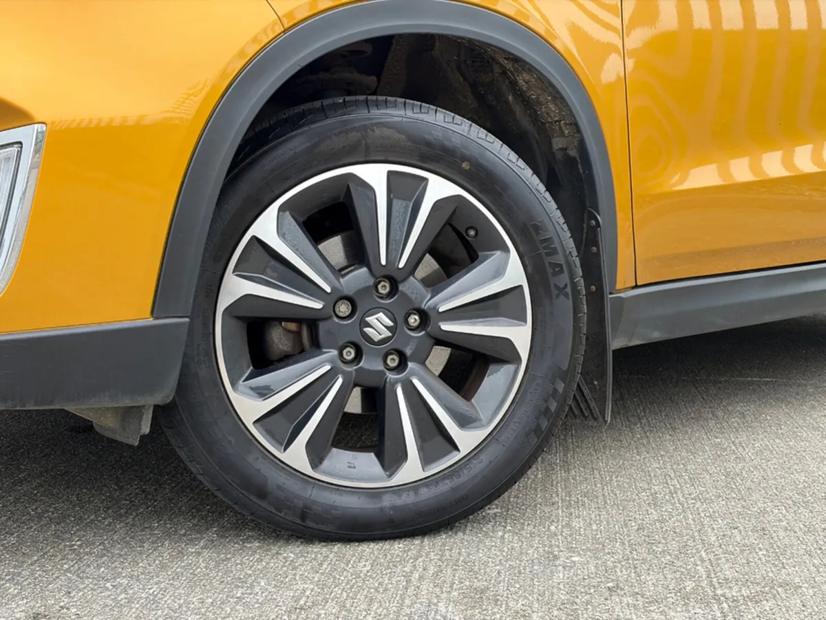 Suzuki Vitara 1.5 S1-HEV SZ5 AGS 5DR - Image 4