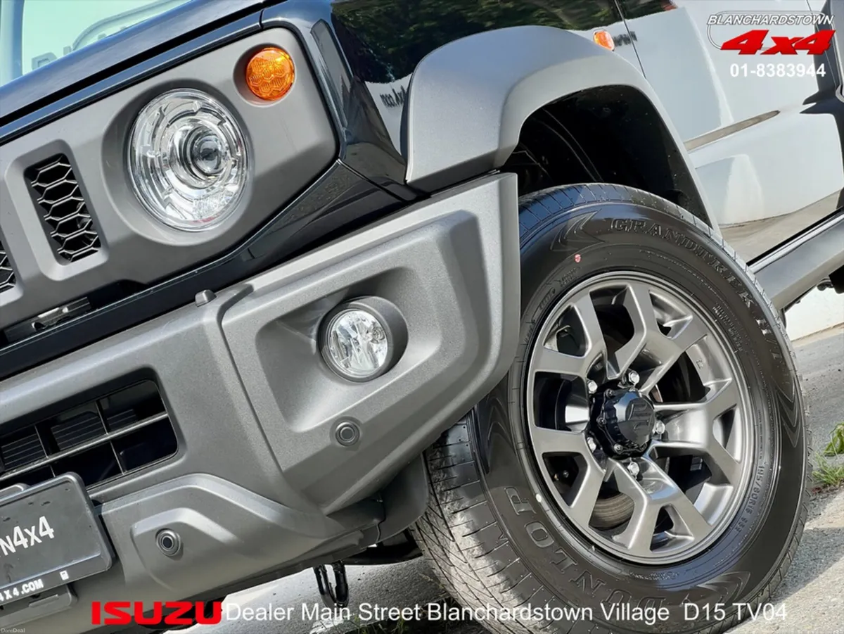 Suzuki Jimny SAHARRA EDITION AUTOMATIC - Image 6