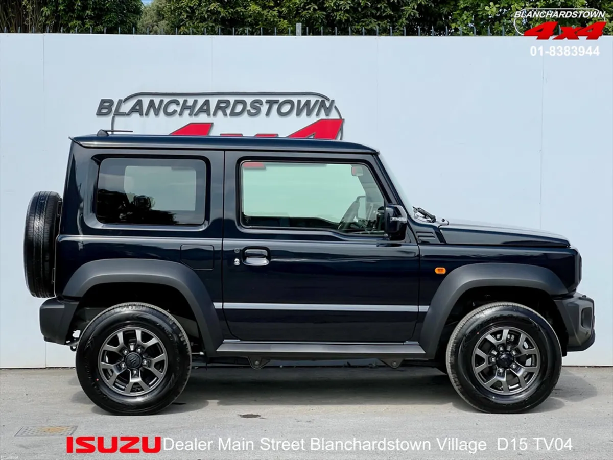Suzuki Jimny SAHARRA AUTOMATIC - Image 4