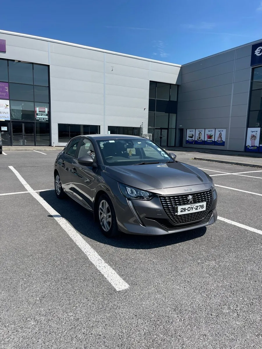 Peugeot 208 1.5 L Diesel - Image 1