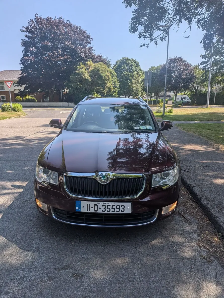 Skoda Superb 2011 - Image 1