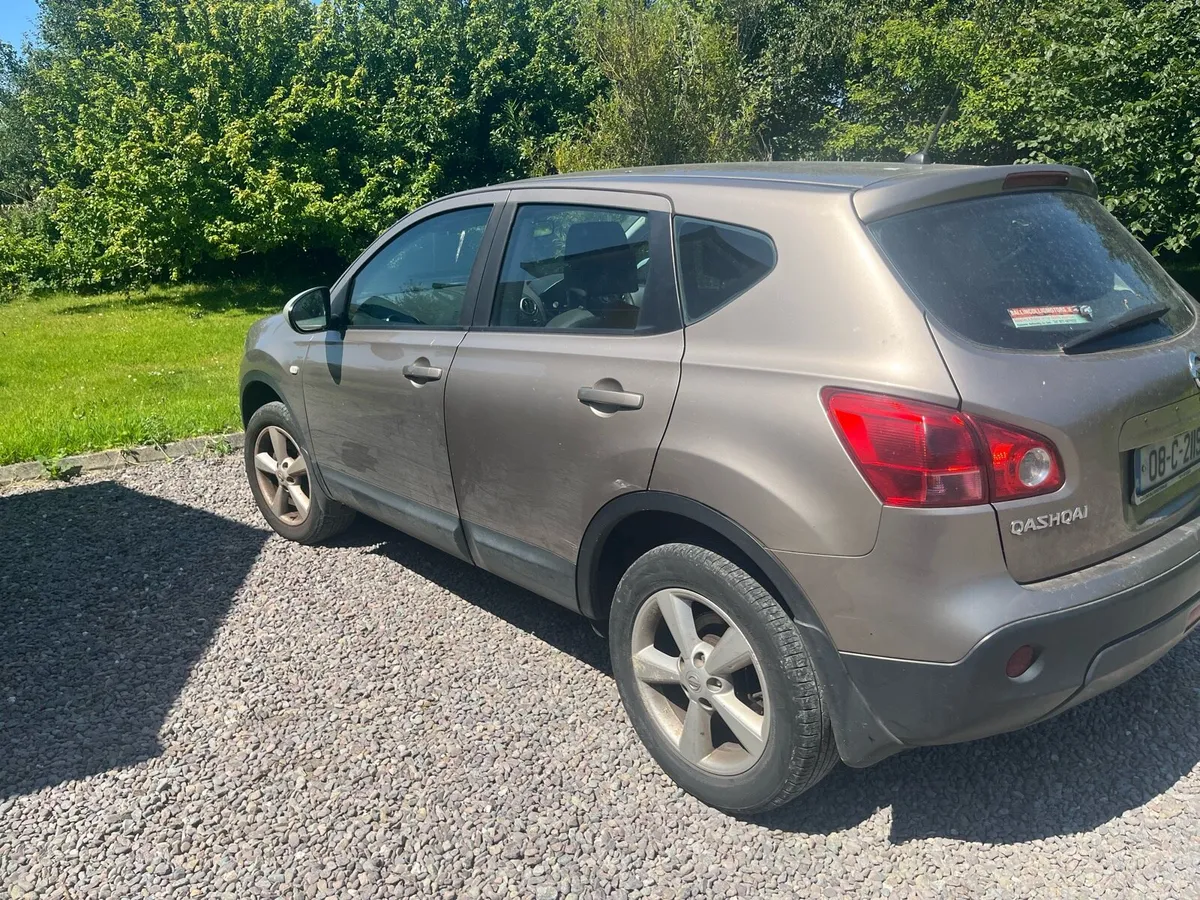 Car - Image 3