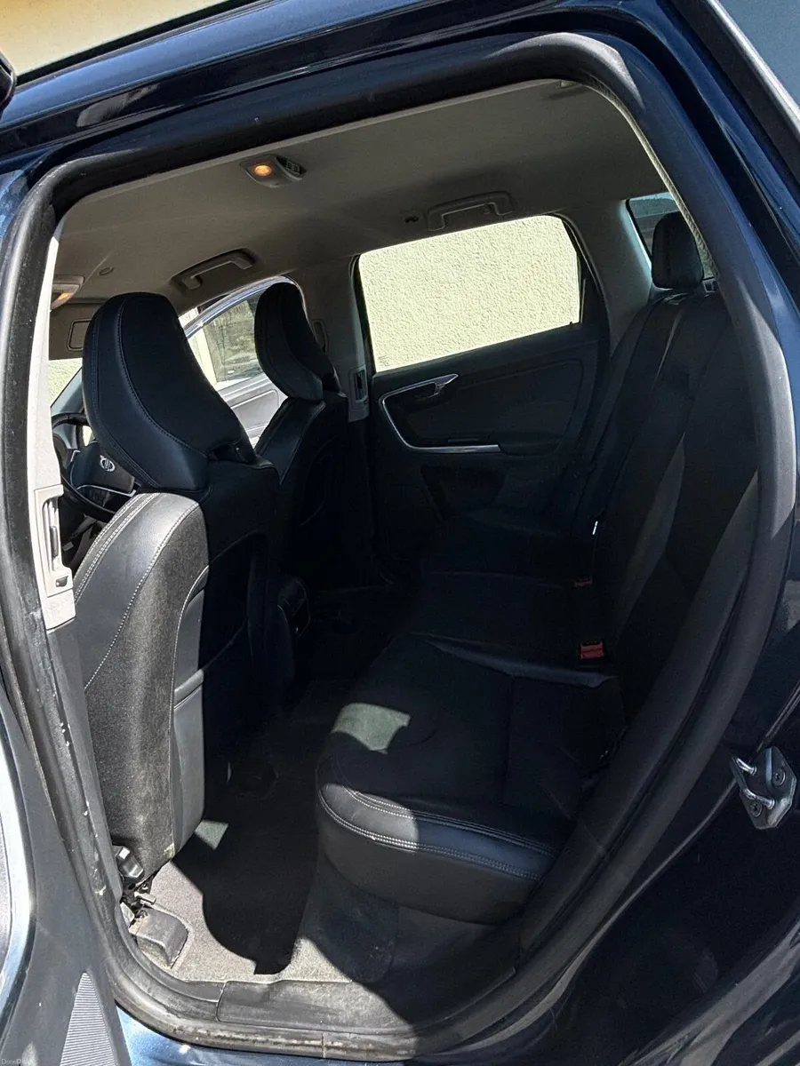 Volvo XC60 2015 - Image 5