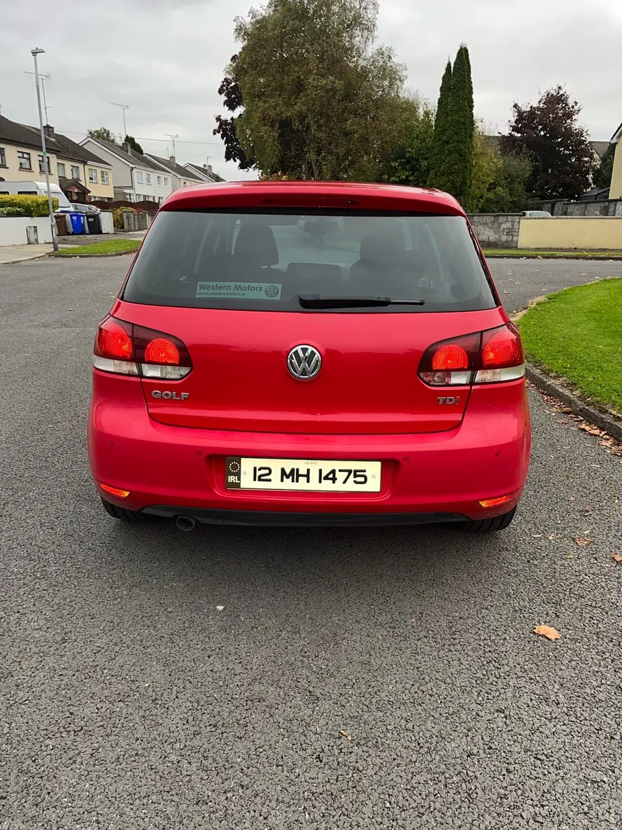 2012 Volkswagen Golf 1.6 TDI Highline - Image 4