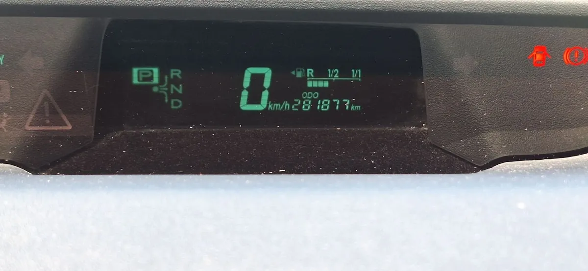 Toyota Prius 2006 - Image 2