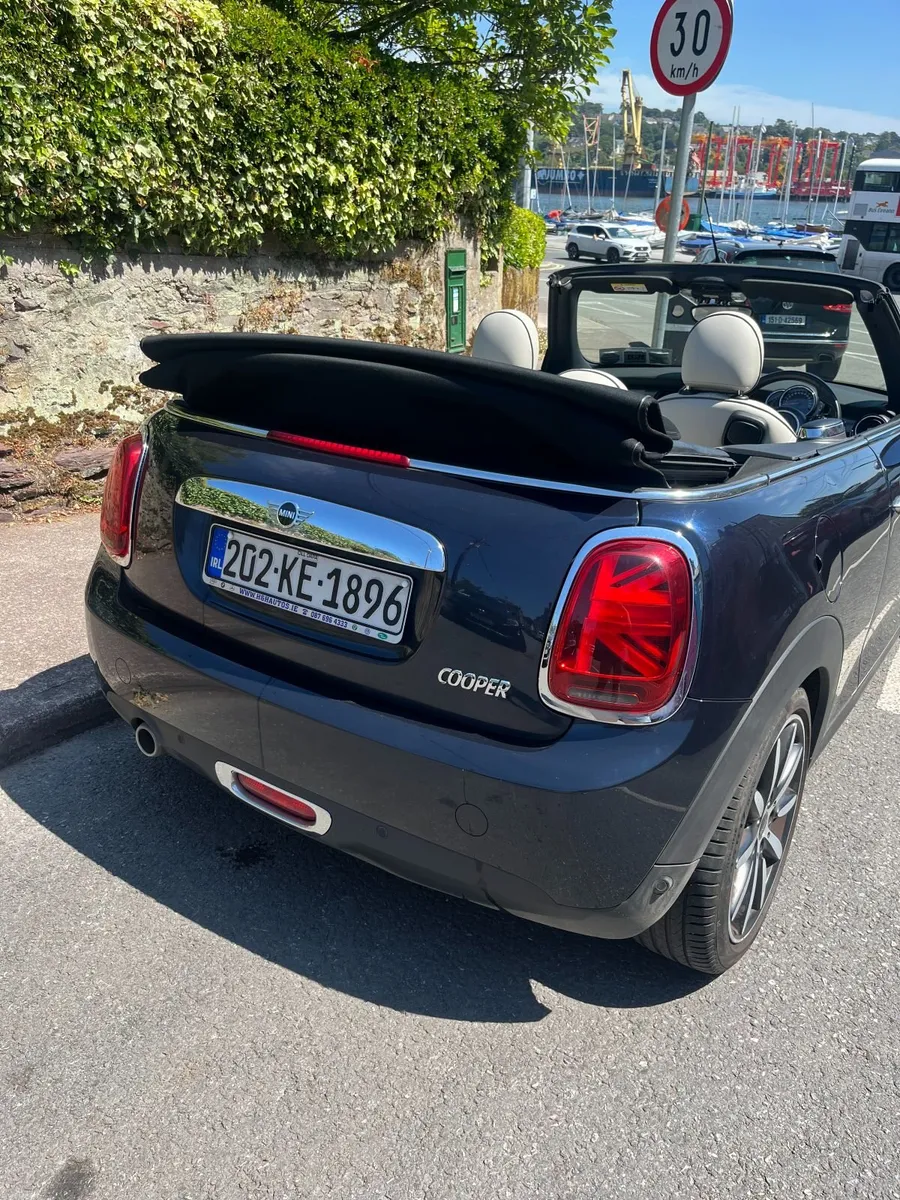 Mini Cooper Convertible 2020 - Image 4