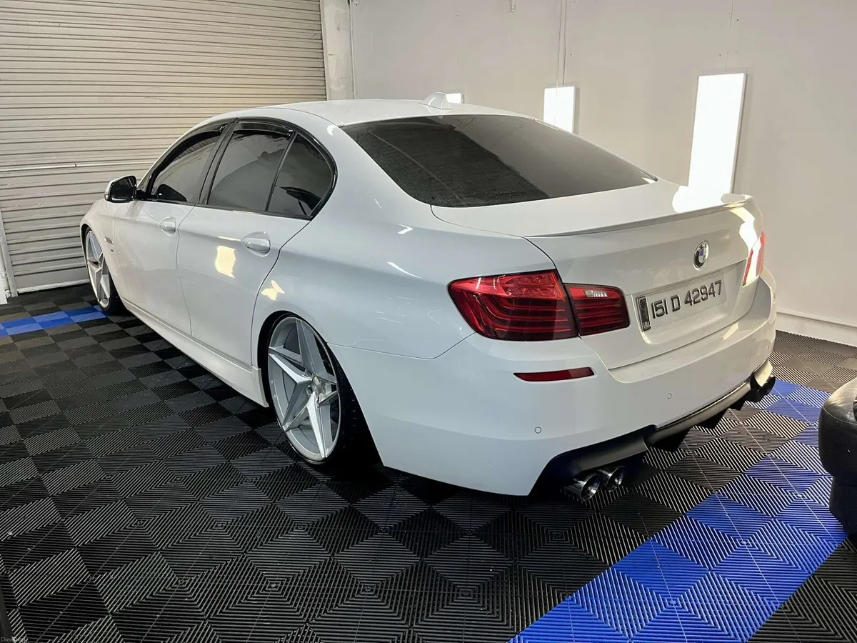 Car 520d msport - Image 4