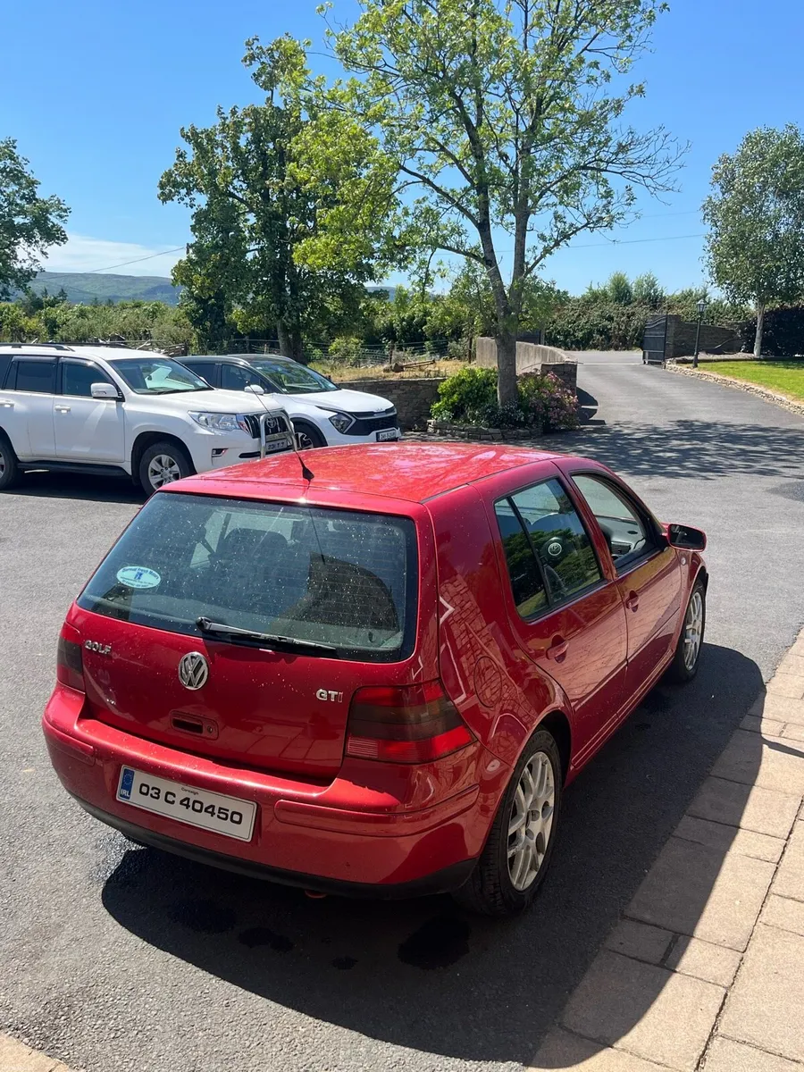 Volkswagen Golf - Image 4