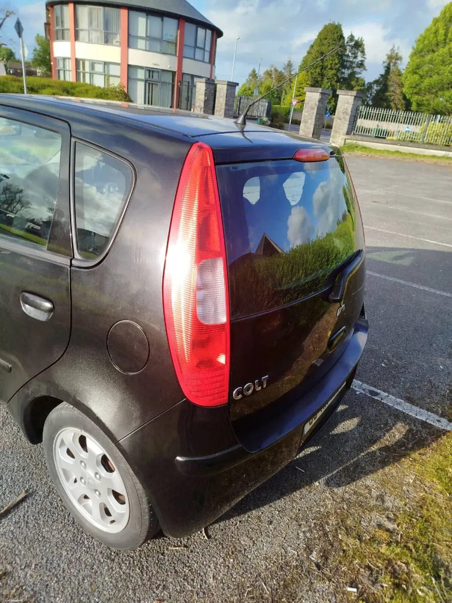 Car - Image 2
