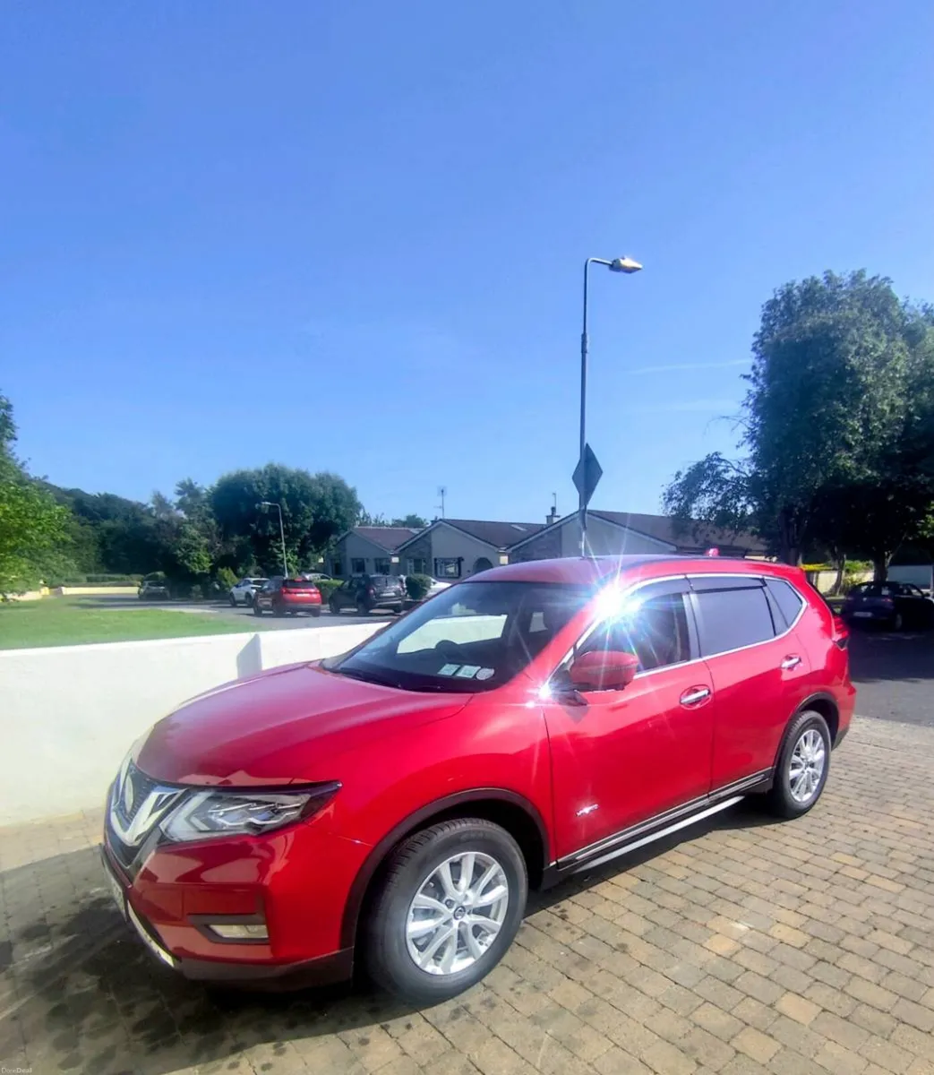 Nissan X trail hybrid electric low kms genuine - Image 1