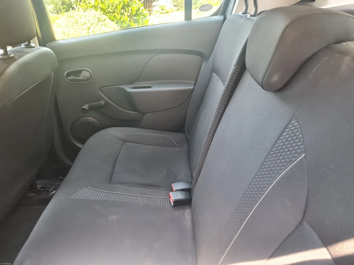 Dacia Sandero 2017 - Image 6