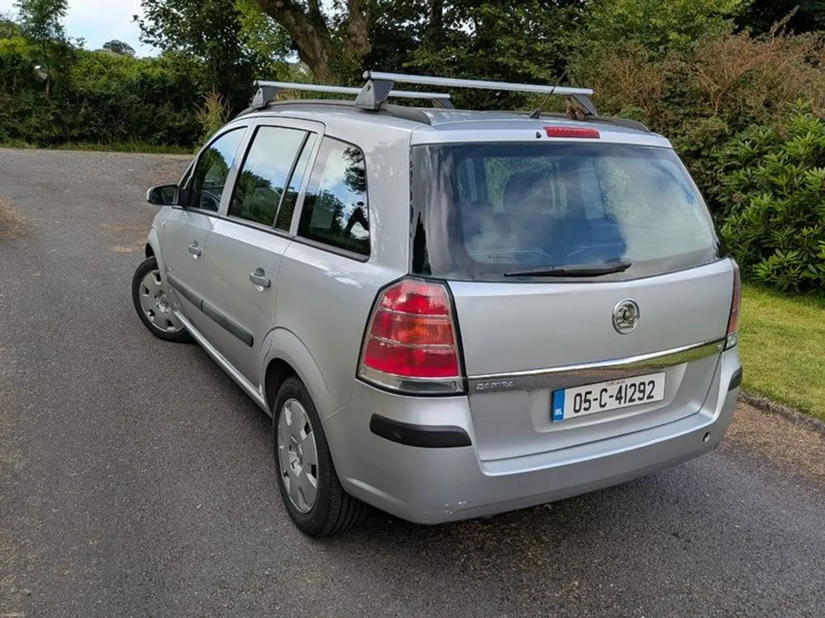 2005 Opel Zafira - Image 1