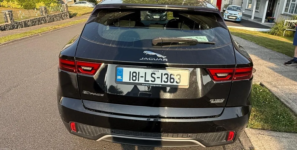 Jaguar E-Pace 2018 - Image 4
