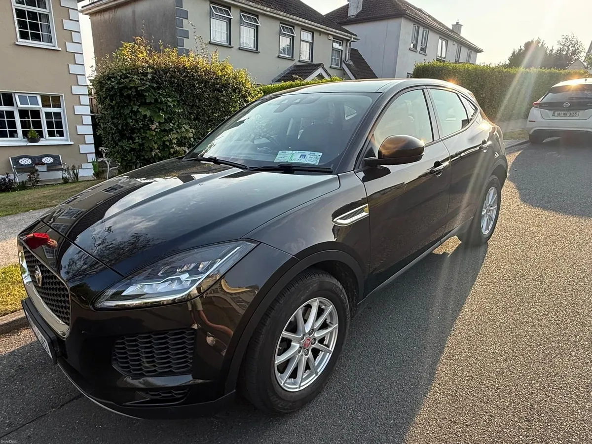 Jaguar E-Pace 2018 - Image 1