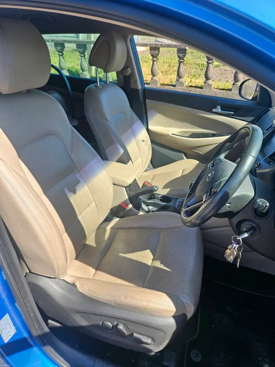 2016 Hyundai Tucson 1.7 Diesel Premium Trim - Image 4