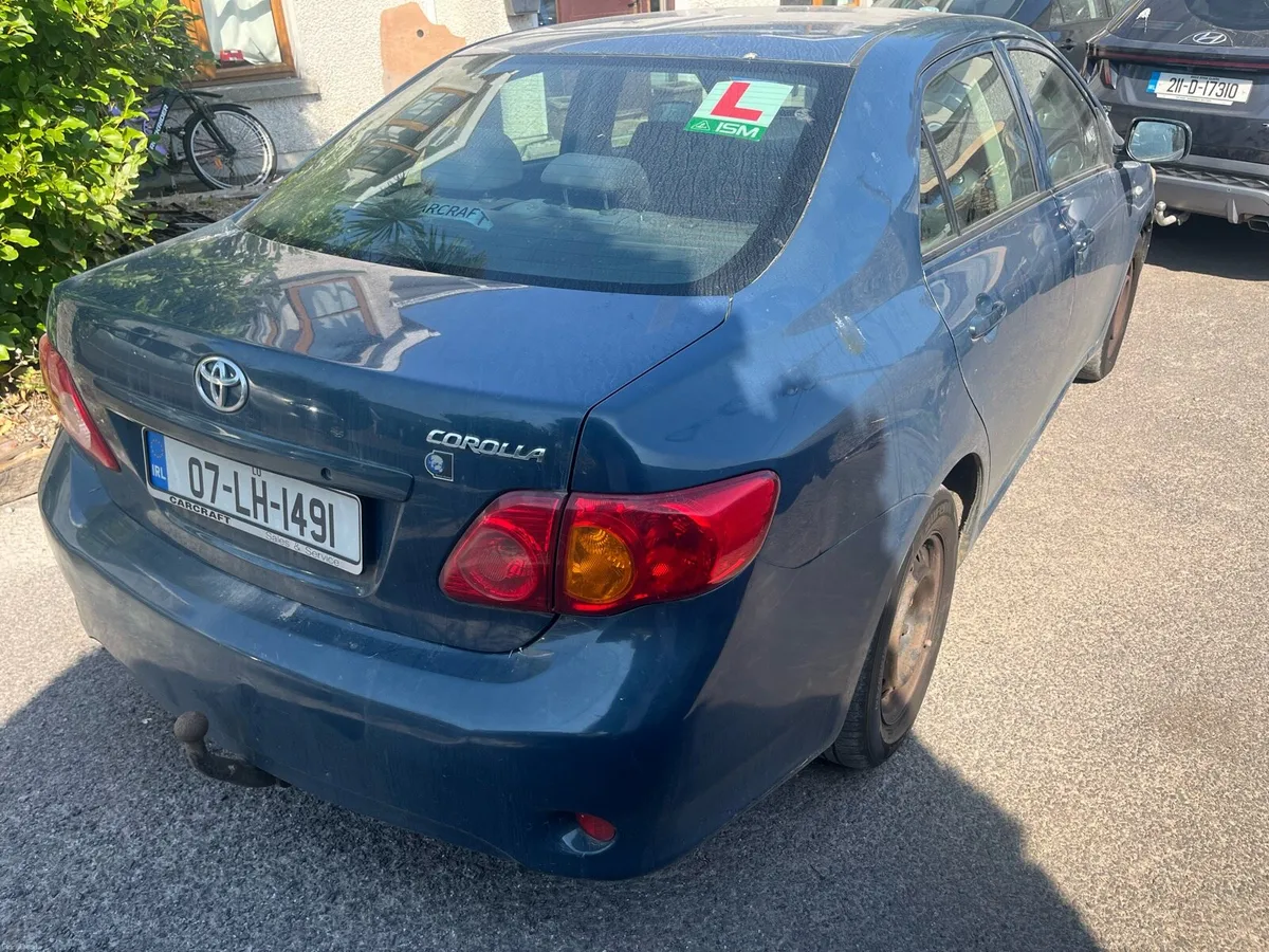 Toyota Corolla - Image 3