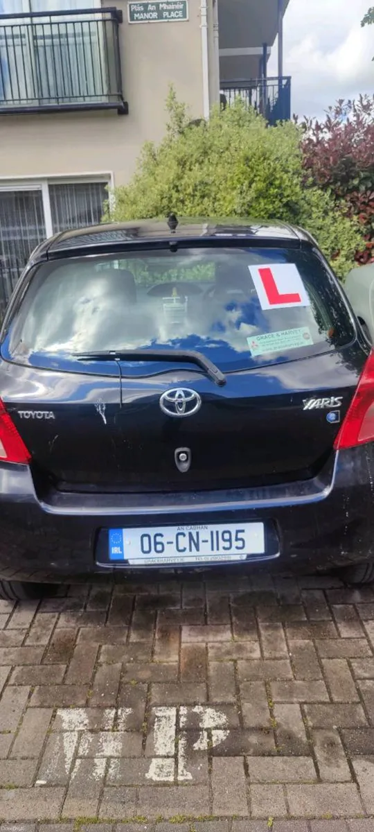 Toyota Yaris 2006 - Image 4