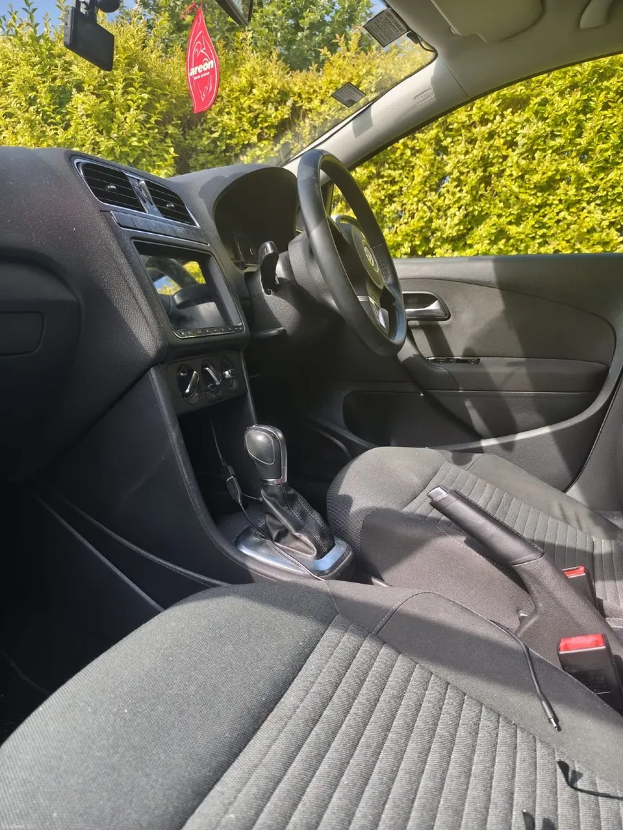 Volkswagen Polo 1.2 TSI Automatic - Image 5