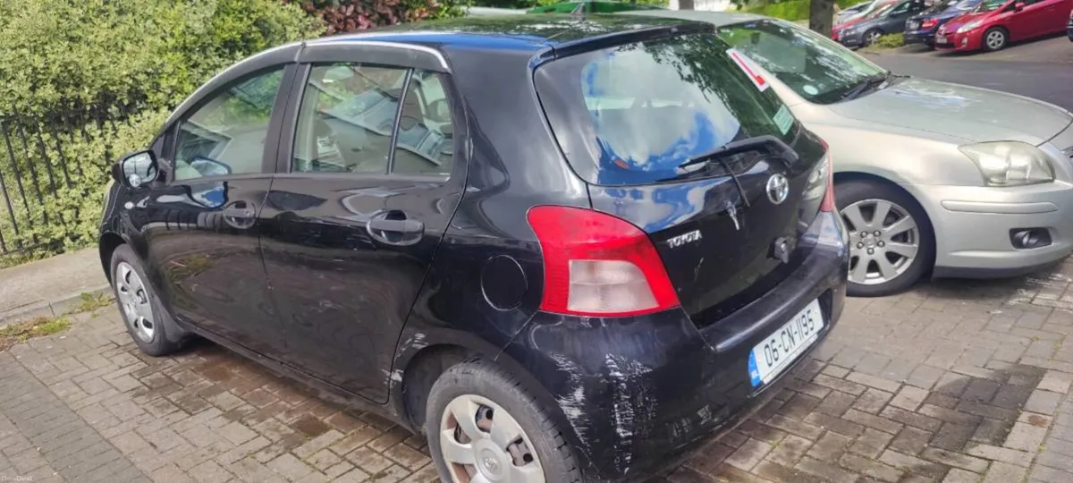 Toyota Yaris - Image 2