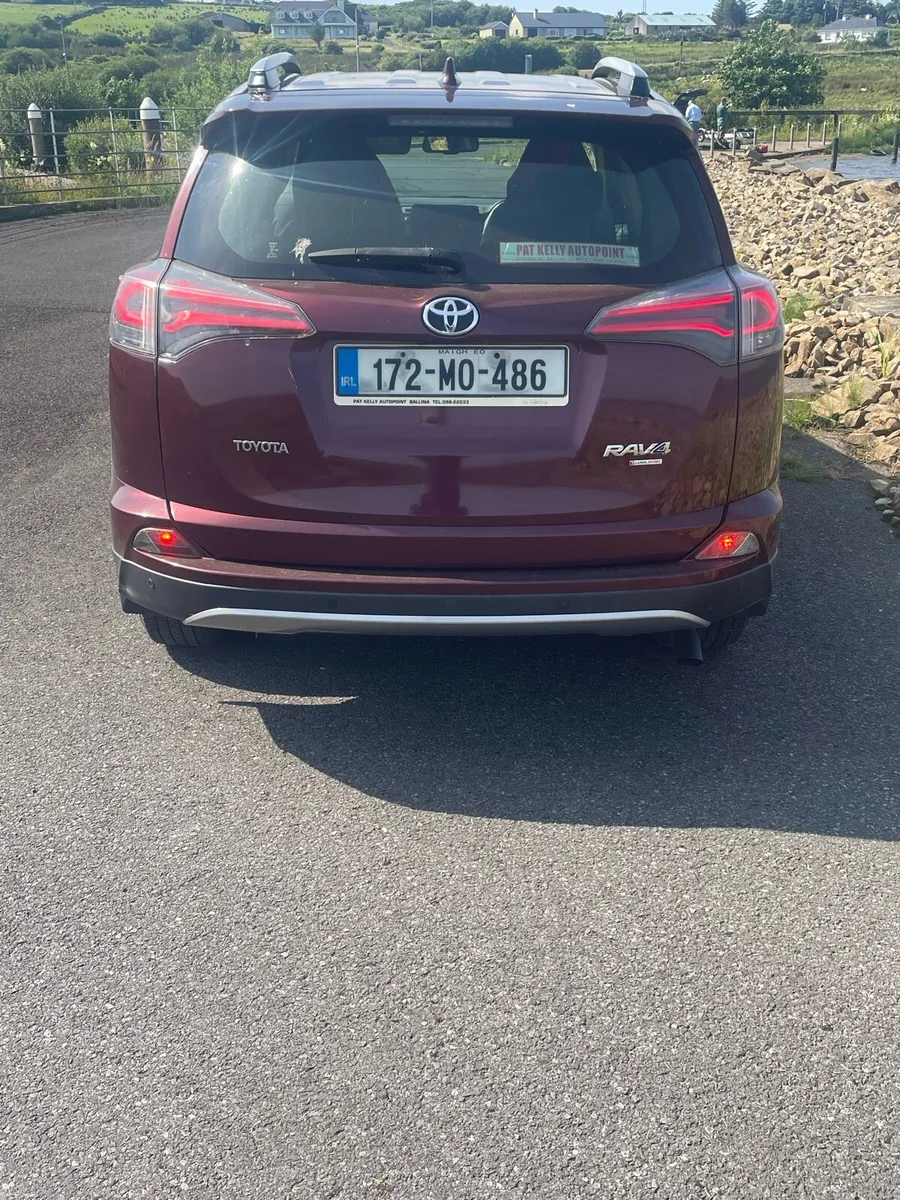 Toyota RAV4 luna sport 2017 - Image 4