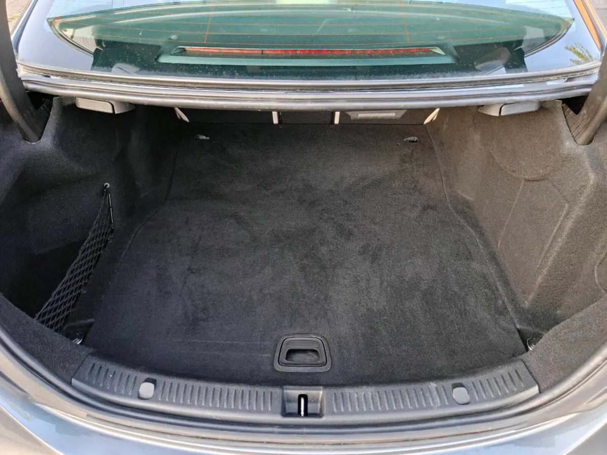 Mercedes E class new model - Image 3