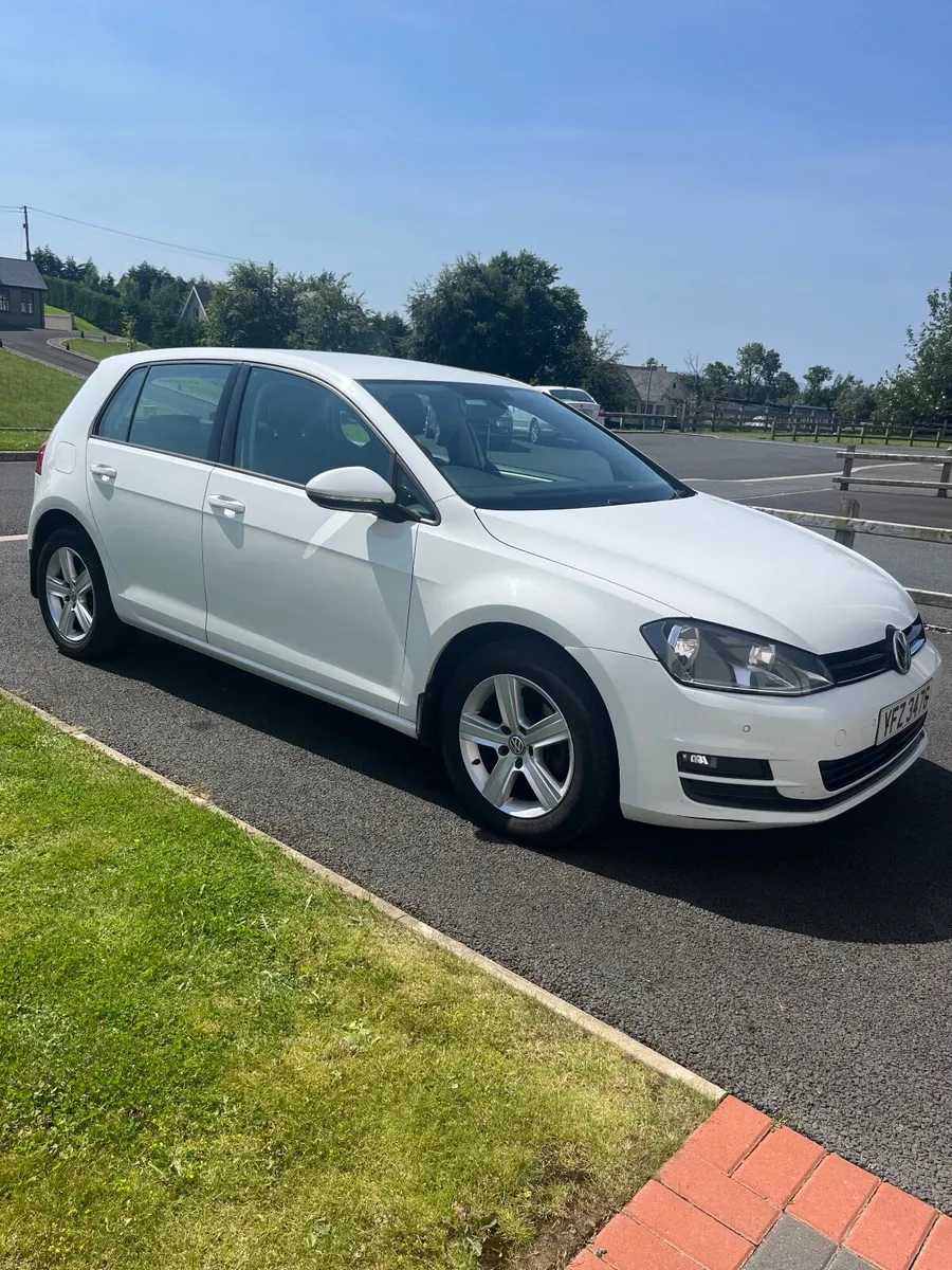 Volkswagen Golf 2015 - Image 1