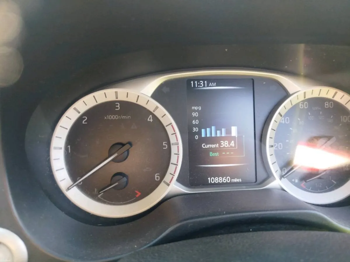 Nissan Navara - Image 3