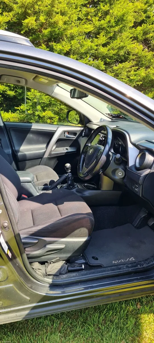 Toyota RAV4 2016 - Image 4