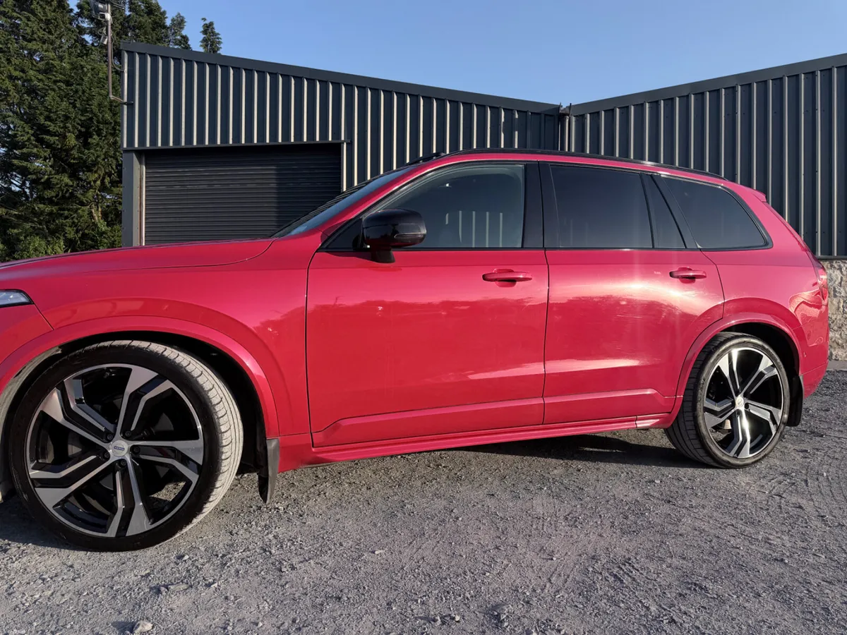 Volvo XC90 172’ R Design D5 FULL SPEC/LOW MILEAGE - Image 5