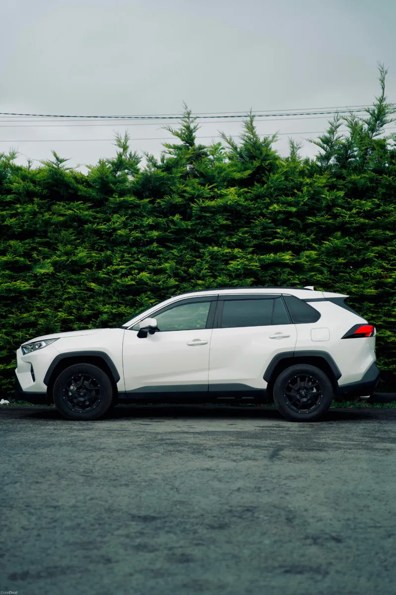 Toyota Rav4 X Hybrid 2021- Full history - Image 4
