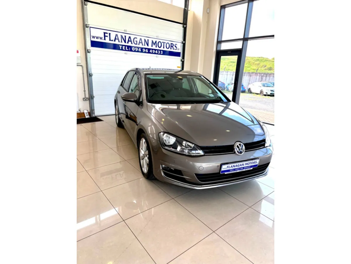 Volkswagen Golf HIGHLINE 1.6 TDI MANUAL 5SPEED 110 - Image 6