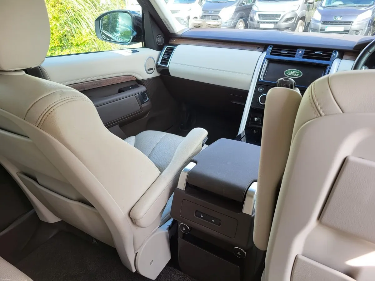 Land Rover Discovery 2020 - Image 4