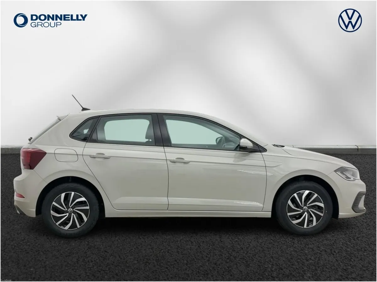 Volkswagen Polo Hatchback Life - Image 4