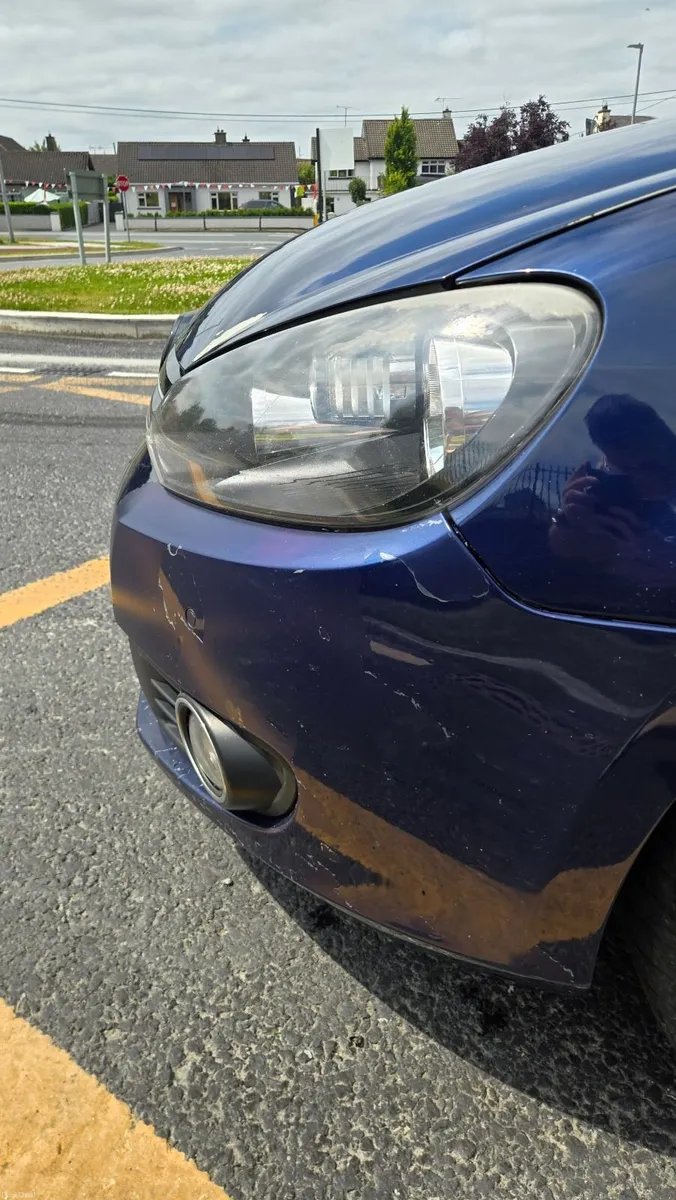 Volkswagen Golf 2011 - Image 4