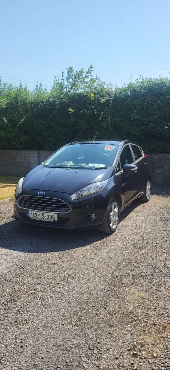 2014 Ford Fiesta - Great starter car - Image 1