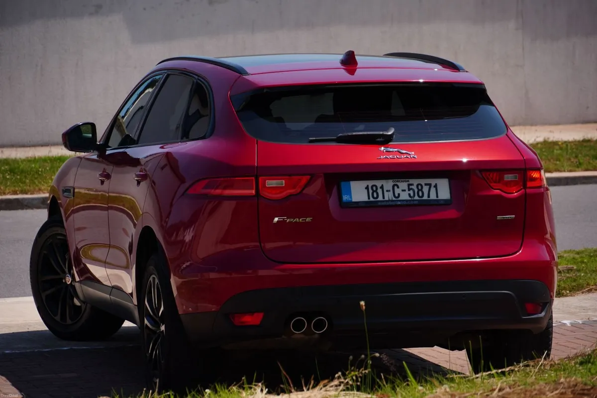 Jaguar F-Pace 2018 - Image 4