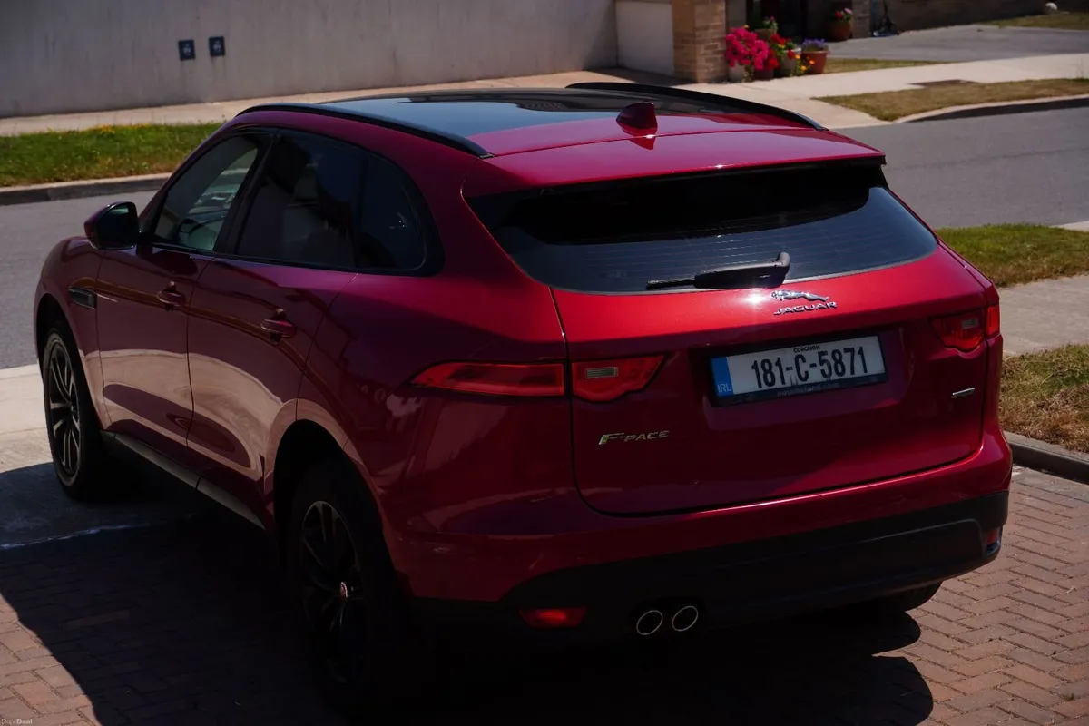 Jaguar F-Pace 2018 - Image 2